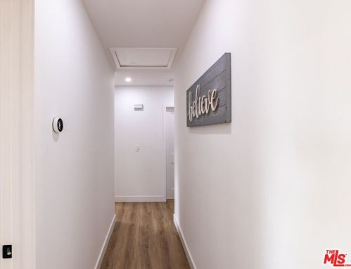 3003 Alabama St, Glendale CA  91214-2702 exterior