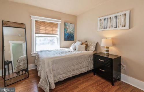 239 Chestnut St, West Deptford NJ  08093-1307 exterior