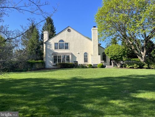 437 Inveraray Rd, Ithan, PA 19085-1139
