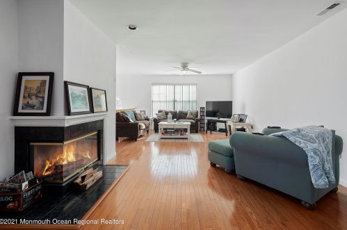 26 Racquet Rd, Belmar, NJ 07719-9404