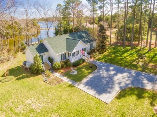 105 Heron Cove Ln, White Stone, VA 22578-2234