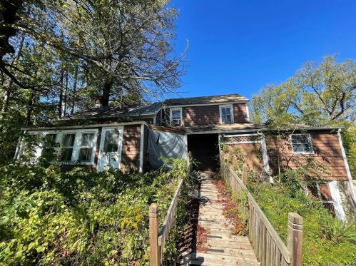 157 Cream St, Poughkeepsie, NY 12601-6629
