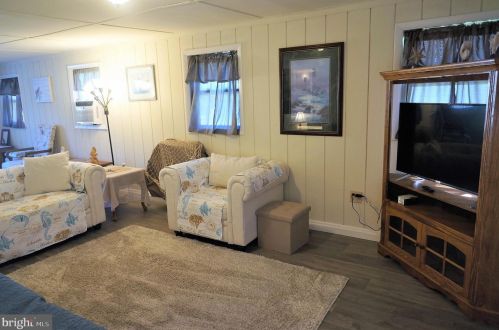 37422 Georgia Dr, Frankford DE  19945-3654 exterior