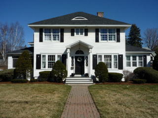 70 Beekman St, Plattsburgh, NY 12901-1436