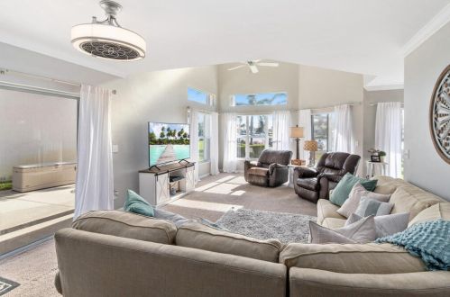 140 Eveningstar Cay, Naples FL  34114-9611 exterior