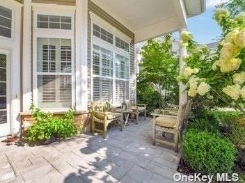 2 Ovation Pl, Eastport, NY 11941-1614