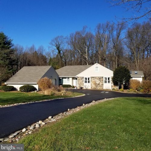 2 Running Fox Trl, Chadds Ford, PA 19317-9316