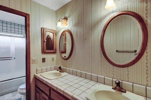 18114 Lake Forest Dr, Lake Wildwood CA  95946-9456 exterior