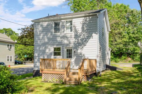 51 Talmadge St, Poughkeepsie NY  12601-1722 exterior