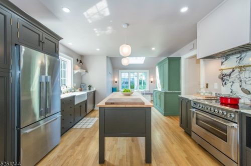 13 Chester Rd, Montclair NJ  07043-2412 exterior