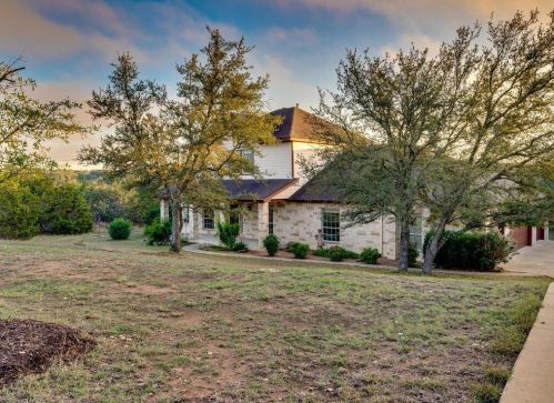 11201 Cave Blvd, Mount Sharp, TX 78620-5026