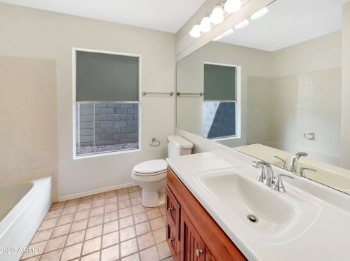 18661 45th Dr, Glendale AZ  85308-4494 exterior