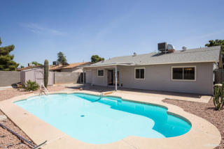 7136 Denton Ln, Glendale, AZ 85303-5715