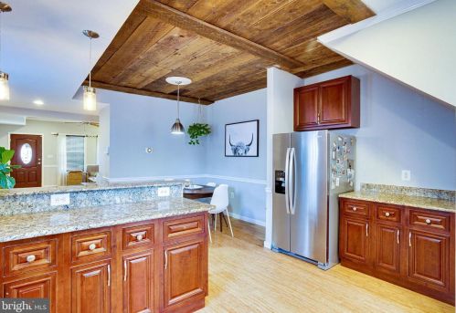 1835 Kendall St, Washington DC  20002-1605 exterior