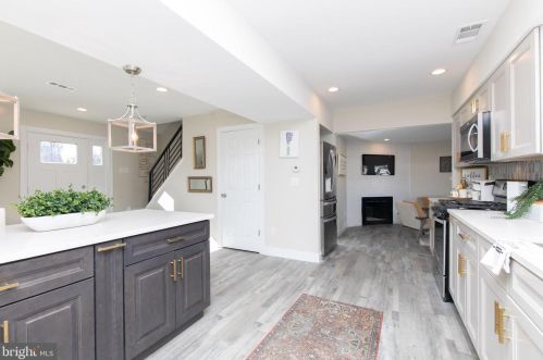 125 Applewood Dr, Auburn NJ 08085-1559 exterior