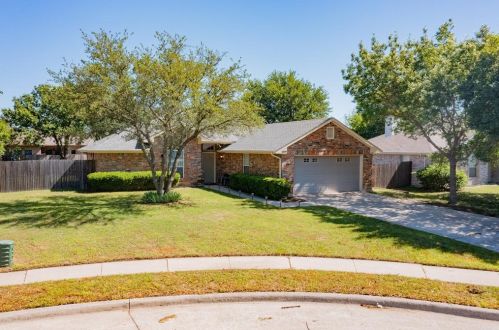 1809 Le Sage Ct, Denton, TX 76208-7522