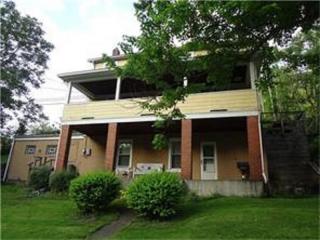 1056 Scotia Hollow Rd, Finleyville, PA 15332-1560