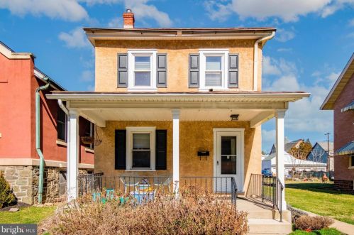 39 Jenkins Ave, Lansdale, PA 19446-2507