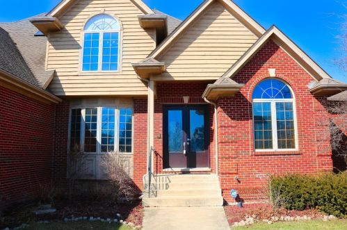 1021 Westminster Ln, Hammond, IN 46321-2836