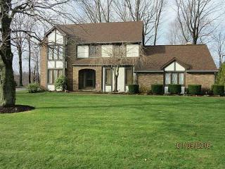 812 Ridgeview Dr, Erie, PA 16505-1065