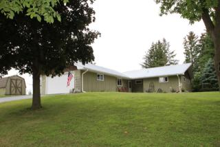 932 Ellis Ave, West Baraboo, WI 53913-2809