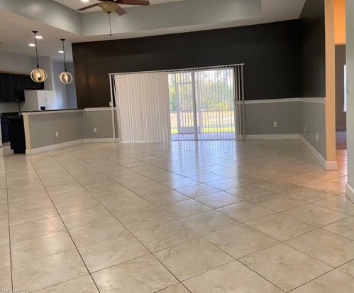 433 Hedgewood St, Lehigh Acres, FL 33974-2694