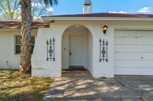 206 Fillmore St, Beverly Hills, FL 34465-4059