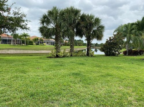 28201 Jewel Fish Ln, Bonita Springs, FL 34135-8639