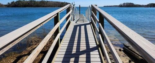 124 Mashpee Neck Rd, Mashpee MA  02649-3606 exterior