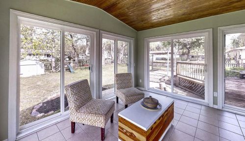 1618 Homberg Ln, Madison WI  53716-1928 exterior