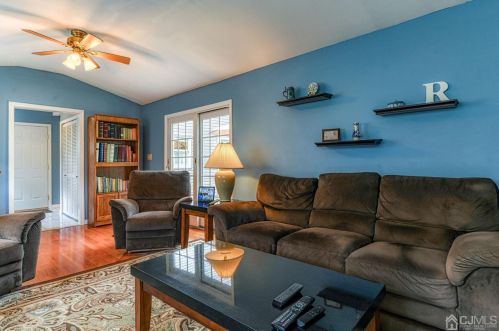 29 Stratford Rd, East Brunswick NJ  08816-2019 exterior
