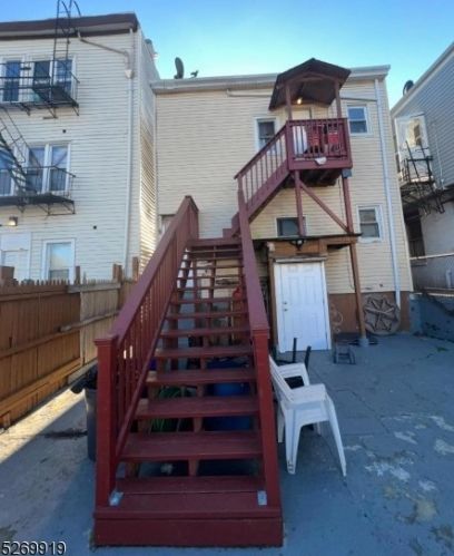 70 Butler St, Paterson NJ 07524-1777 exterior