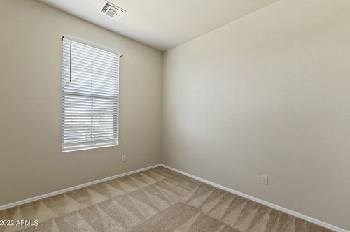 4031 Torrey Pne Ln, Chandler AZ  85249-3871 exterior