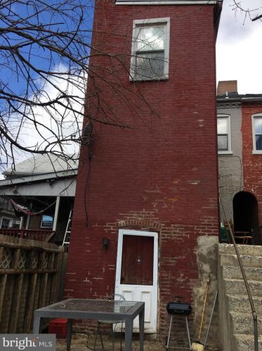 24 Filbert St, Lancaster PA  17603-3618 exterior