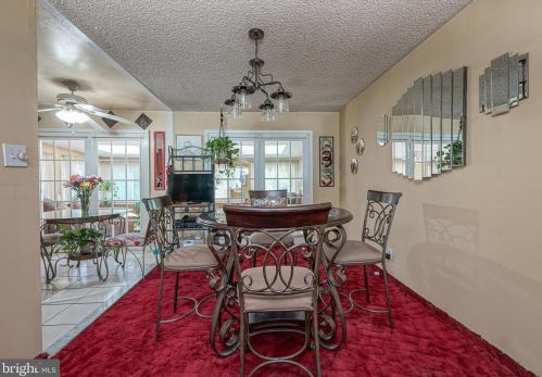 324 Fairmount Ave, Blenheim NJ  08012-3702 exterior