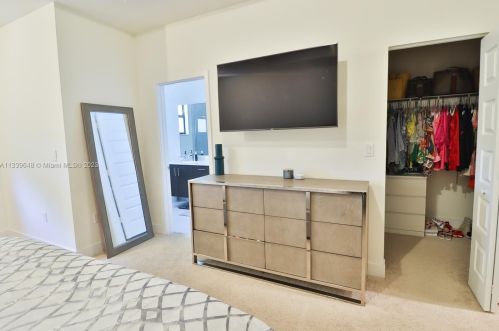 15832 91st Ct, Hialeah FL  33018-1951 exterior