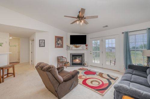 998 Mistflower Ln, Florence KY  41042-8098 exterior