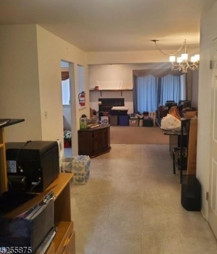 40 Stockton Ct, Greystone Park, NJ 07950-1283