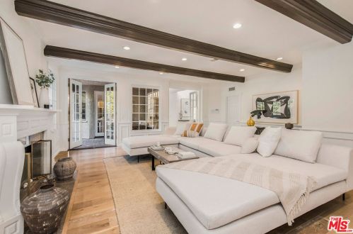 29646 Ridgeway Dr, Calabasas CA  91301-4147 exterior