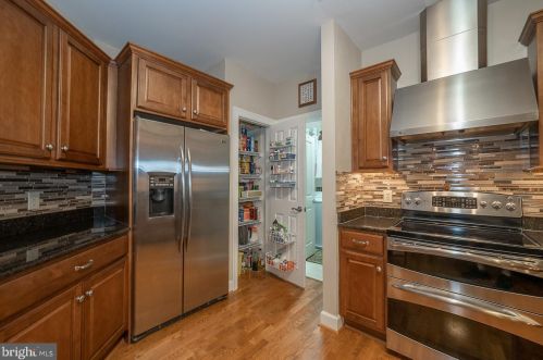 139 Cornerstone Dr, Newtown Square PA 19073-4049 exterior