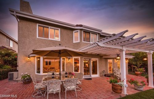 5616 Laurel Bluff Pl, Calabasas, CA 91301-4014