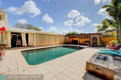 4080 43 Ave, Hollywood FL exterior