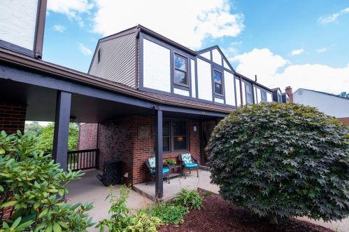 222 Greenwood Dr, Canonsburg, PA 15317-2293