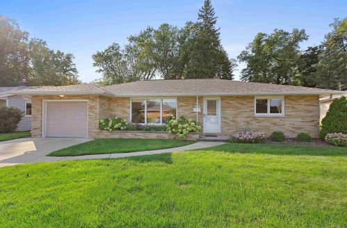 1334 Katers Dr, Green Bay, WI 54304-2983