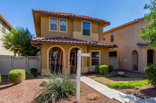853 Pheasant Dr, Gilbert, AZ 85234-7556