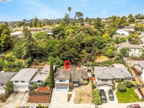 18327 Joseph Dr, Hayward CA  94546-2203 exterior