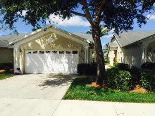 8224 Ibis Cove Cir, Naples, FL 34119-7721