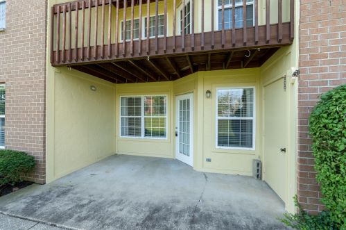 25 Highland Meadows Cir, Newport, KY 41076-3719