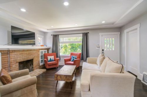 860 8th St, San Jose, CA 95112-3155