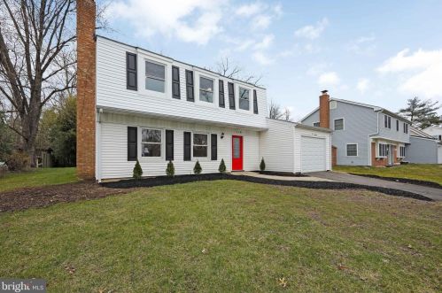 118 New Castle Ln, Willingboro, NJ 08046-1353